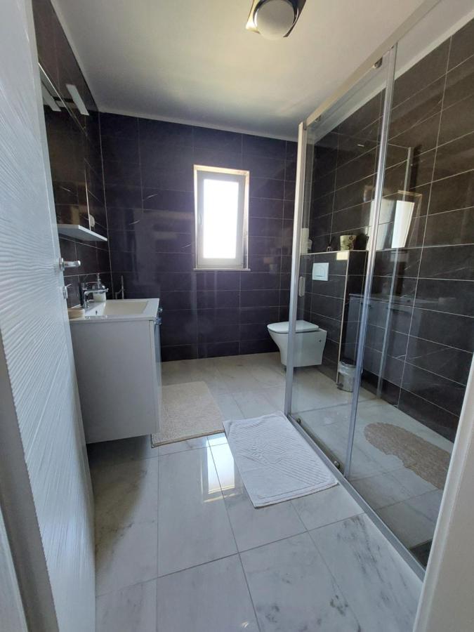 Katarica Hotell Korenica Eksteriør bilde