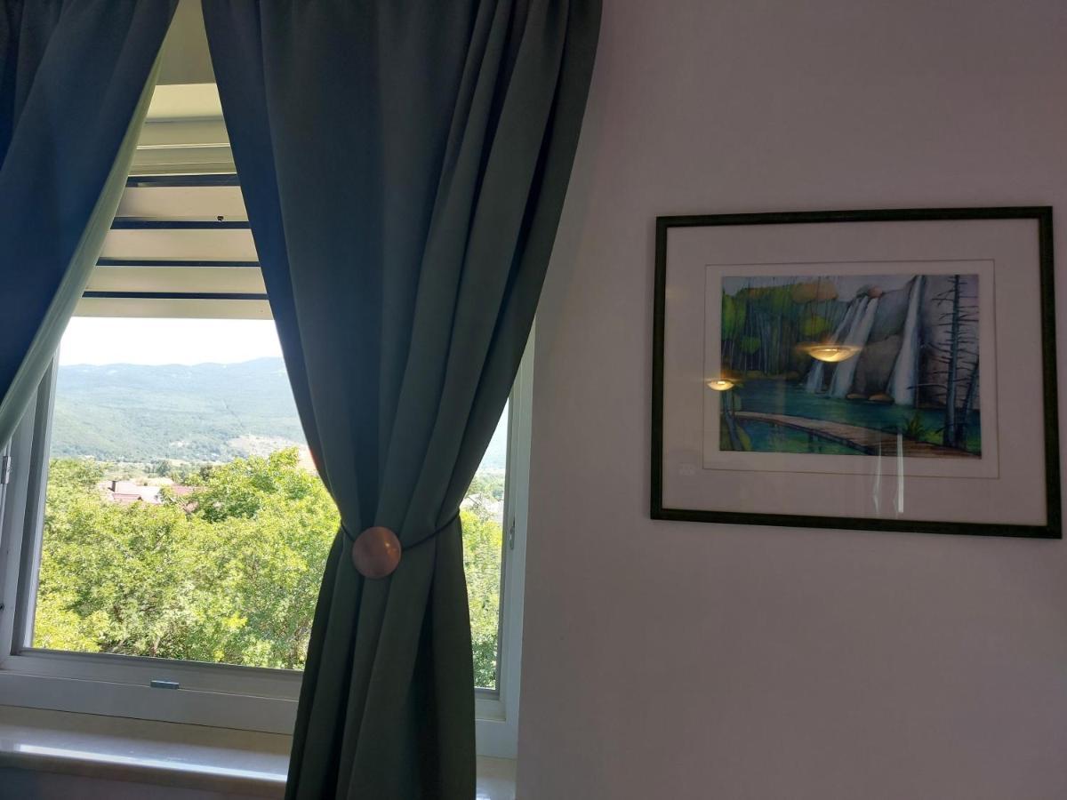 Katarica Hotell Korenica Eksteriør bilde